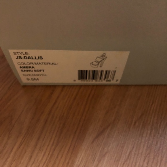 Jessica Simpson pumps - Picture 2 of 5